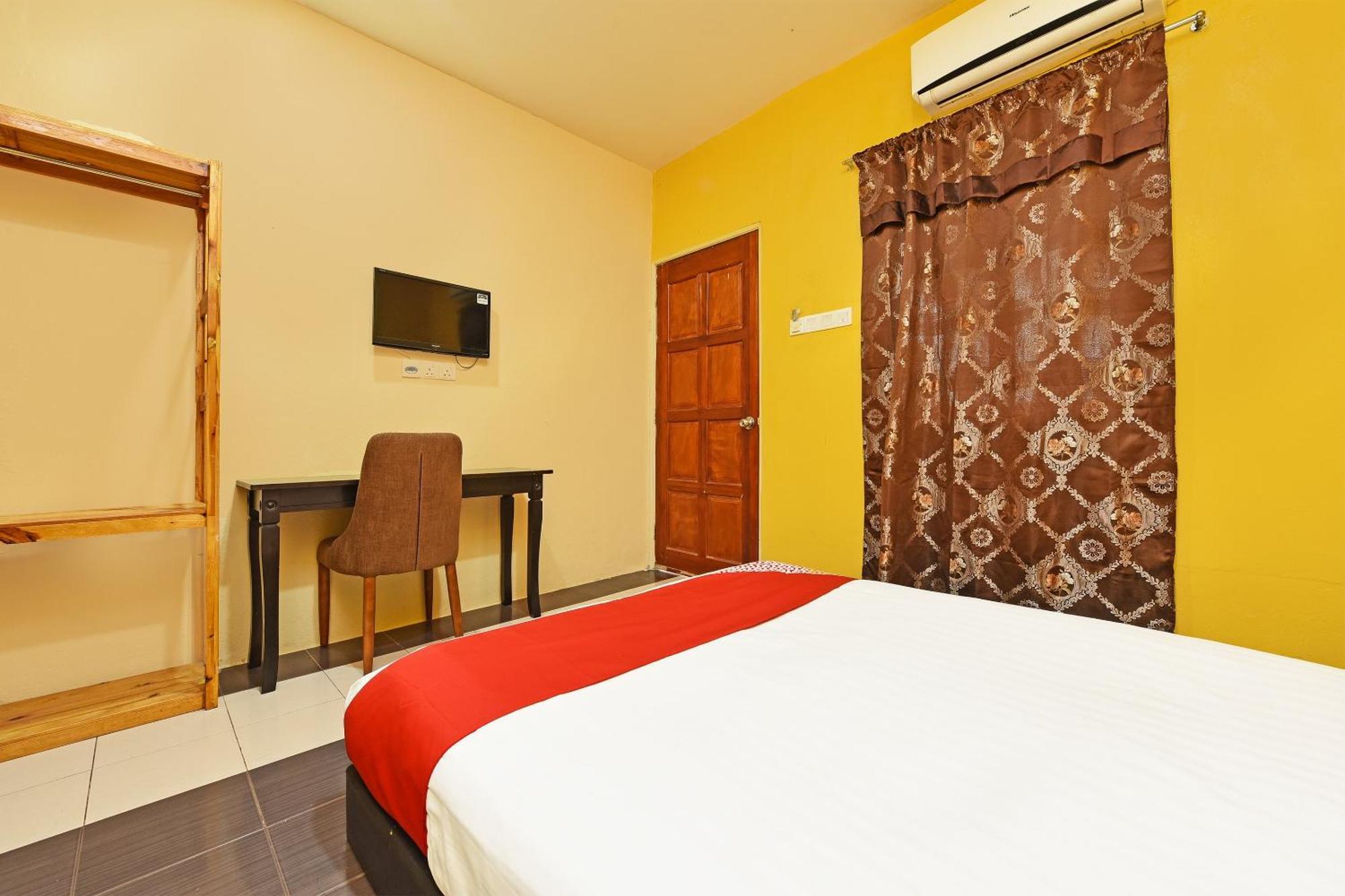 Oyo 90561 Awan Biru Motel Pantai Cenang  Ngoại thất bức ảnh