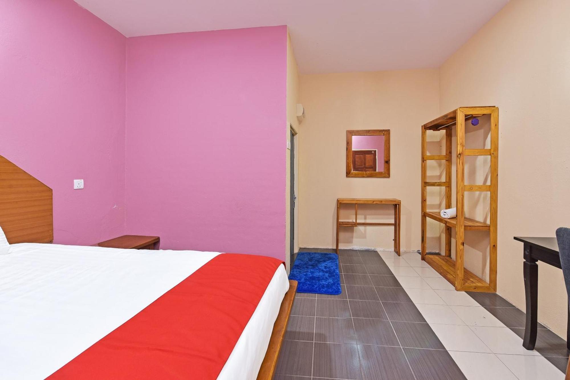Oyo 90561 Awan Biru Motel Pantai Cenang  Ngoại thất bức ảnh