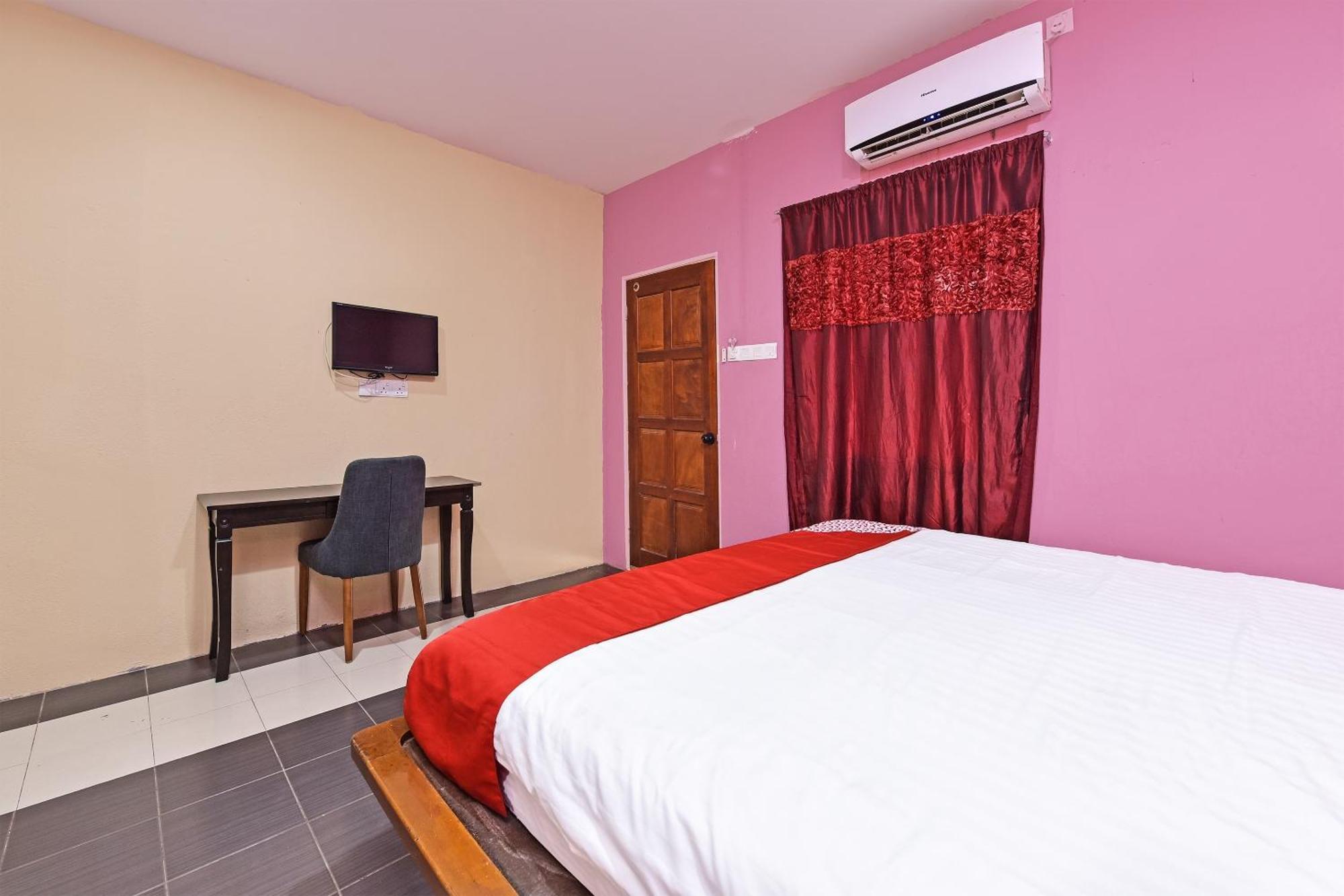 Oyo 90561 Awan Biru Motel Pantai Cenang  Ngoại thất bức ảnh