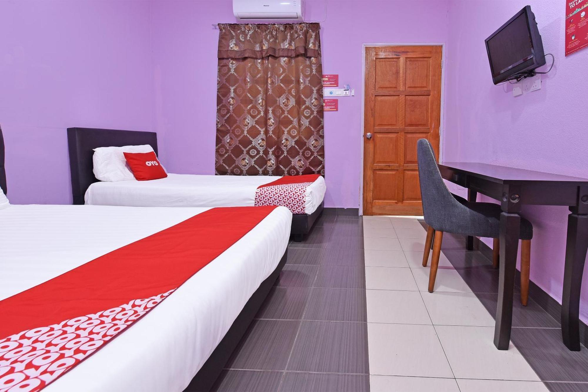 Oyo 90561 Awan Biru Motel Pantai Cenang  Ngoại thất bức ảnh